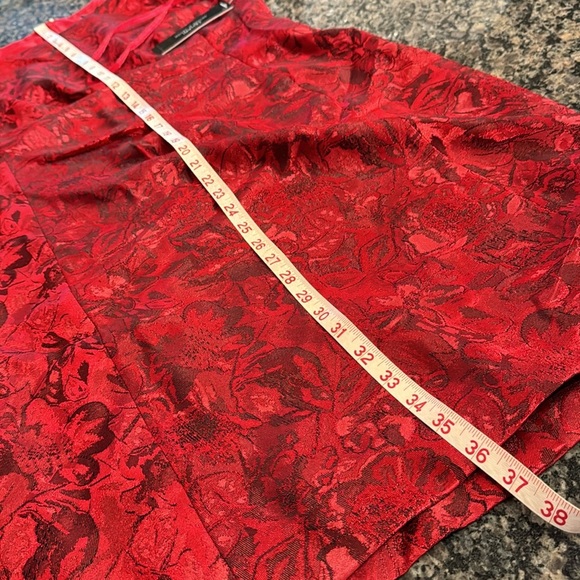 Tahari red and black dress NWT 10 - Picture 11 of 11